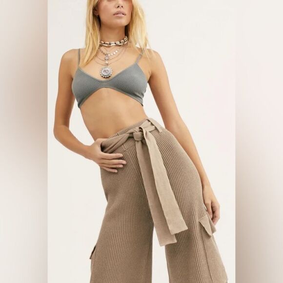 NWT FREE PEOPLE RIBBED WIDE LEG CARGO PANTS - Picture 2 of 3